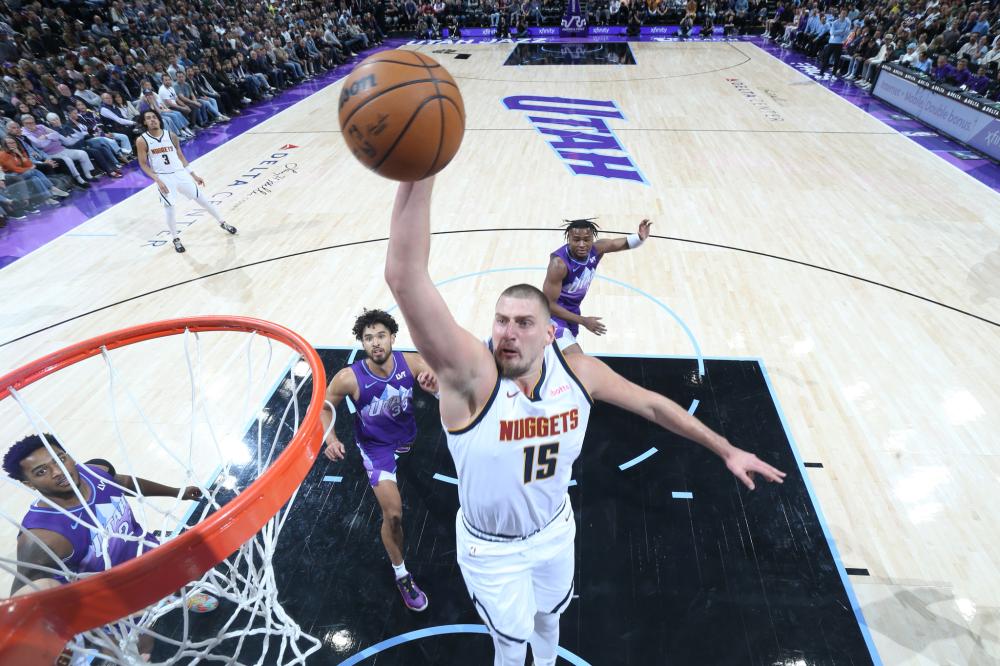 潘展乐勇夺 潘展乐勇夺